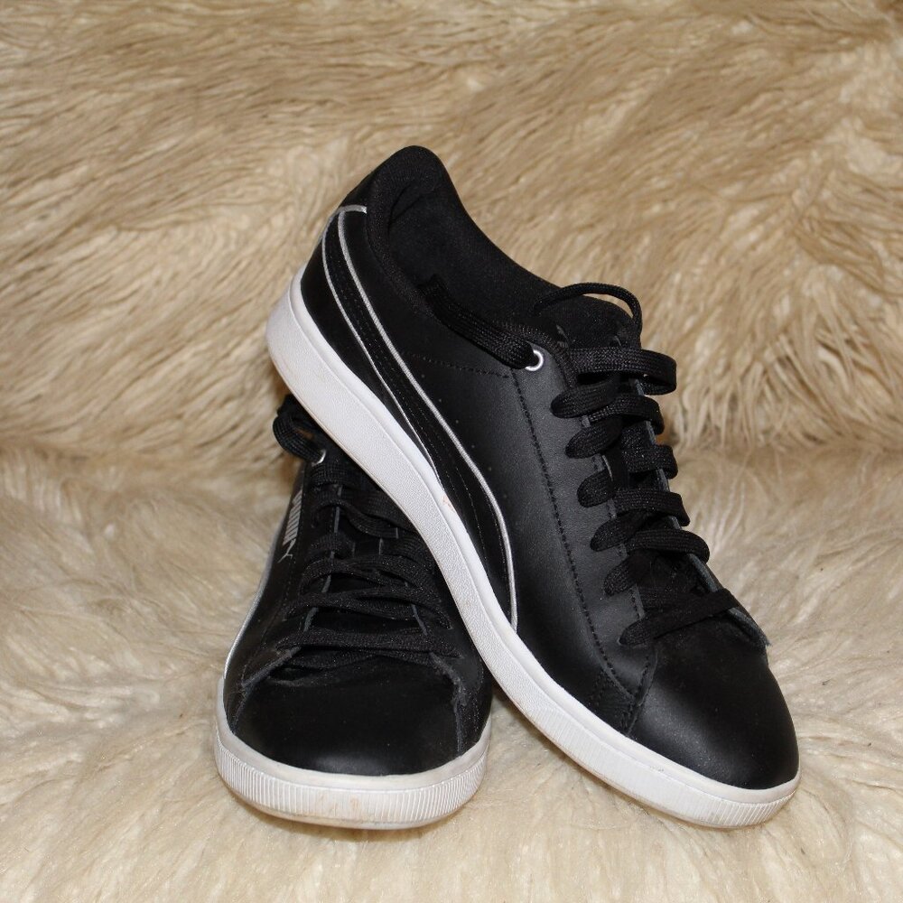 PUMA Women's Vikky Sneaker